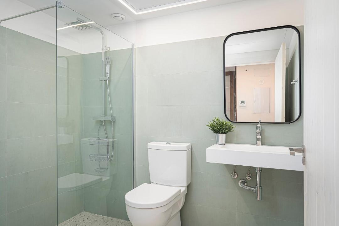Photo of Bathroom in Agues