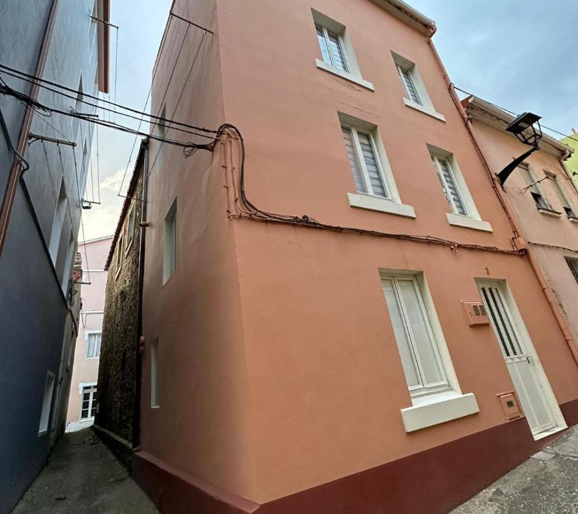 Photo of Buildings in Carino