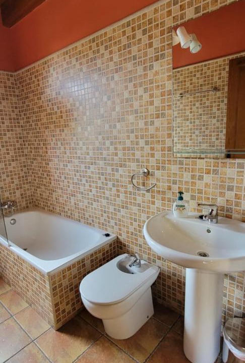 Photo of Bathroom in Argame