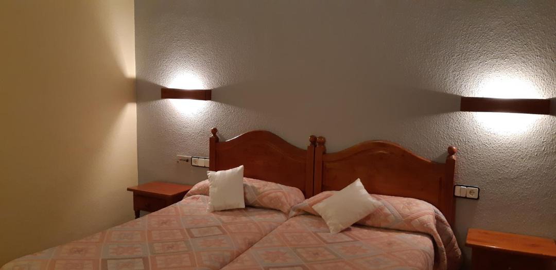 Photo of Bedroom in Llanaves de la Reina