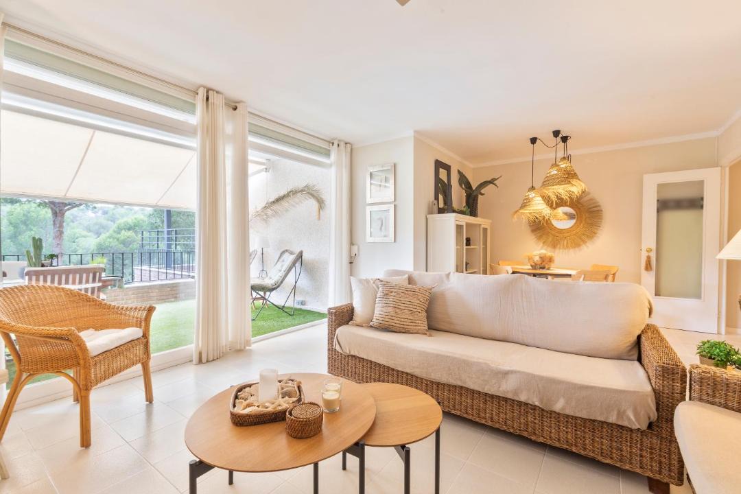 Photo of Livingroom in Tamariu