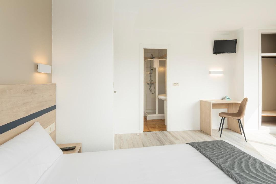 Photo of Bedroom in Ordes