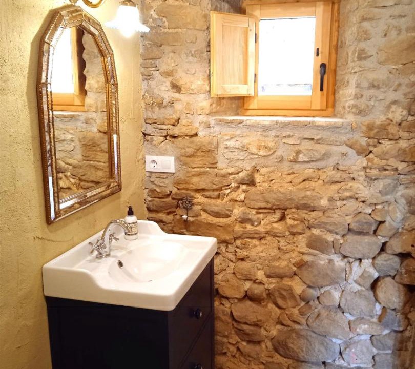 Photo of Bathroom in Sant Jordi Desvalls