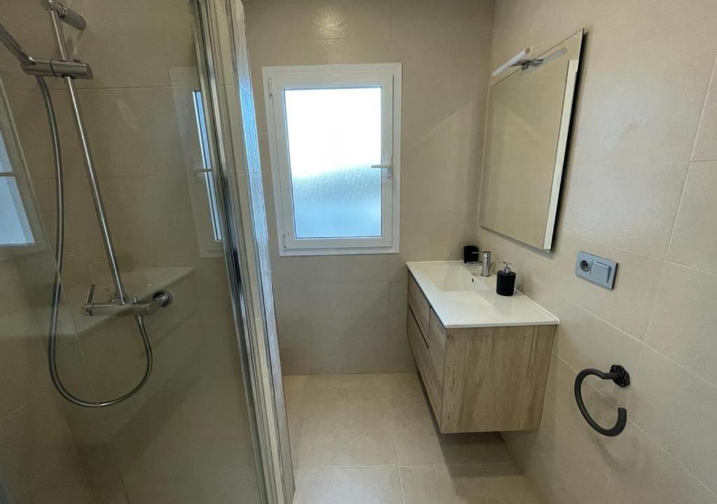 Photo of Bathroom in Coin