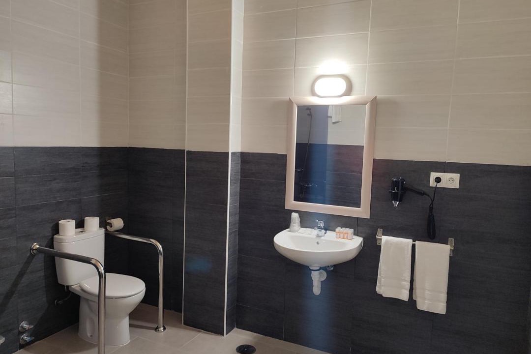 Photo of Bathroom in Columbrianos
