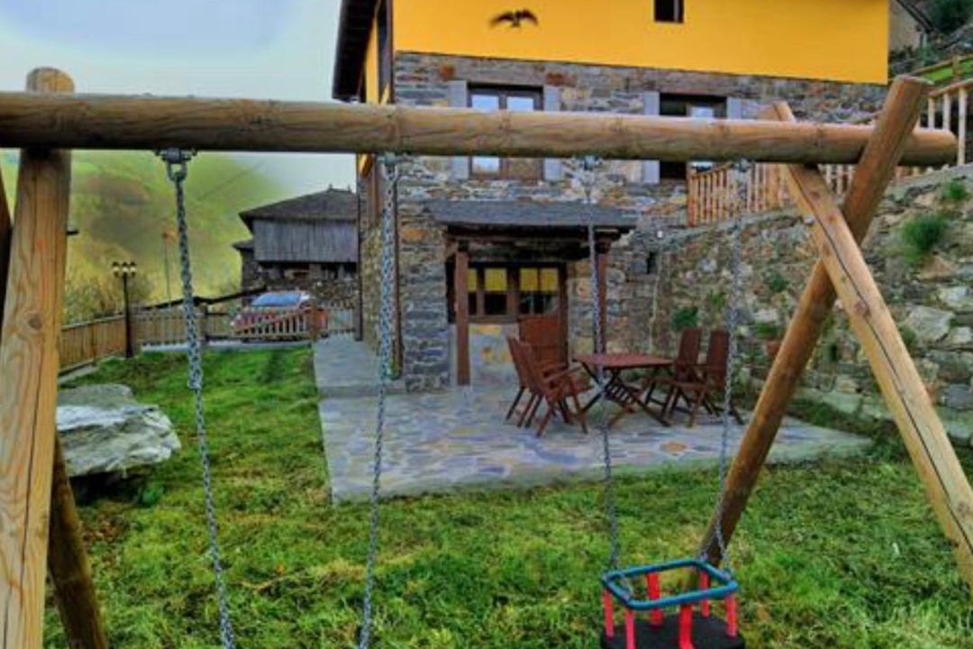 Photo of Others in Allande
