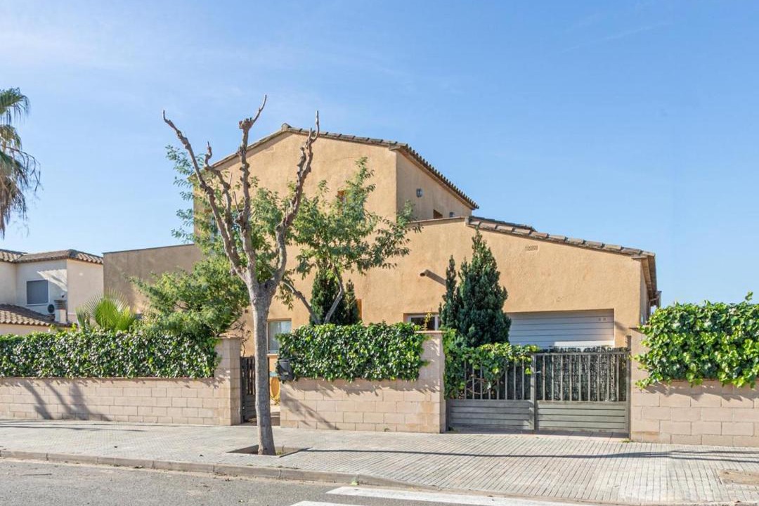 Photo of Buildings in Sant Pere Pescador