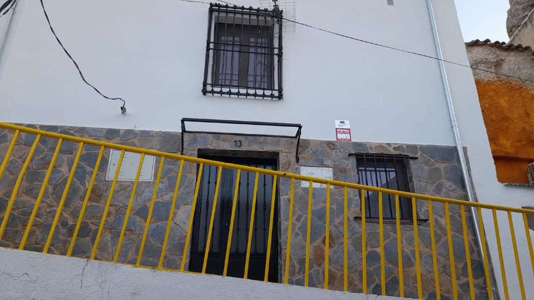 Photo of Buildings in Albanchez de Magina