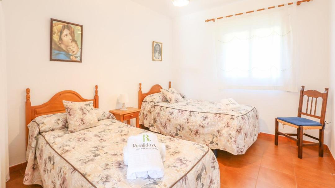 Photo of Bedroom in Higuera de la Sierra