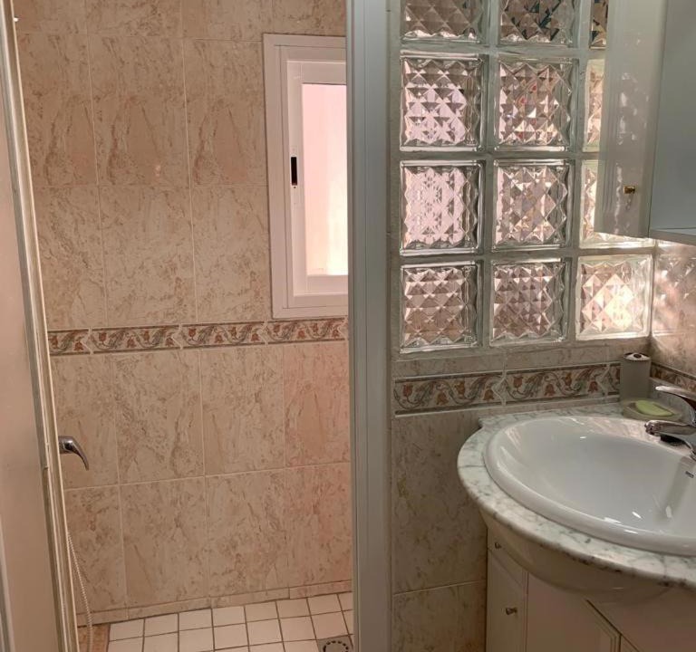 Photo of Bathroom in Siles