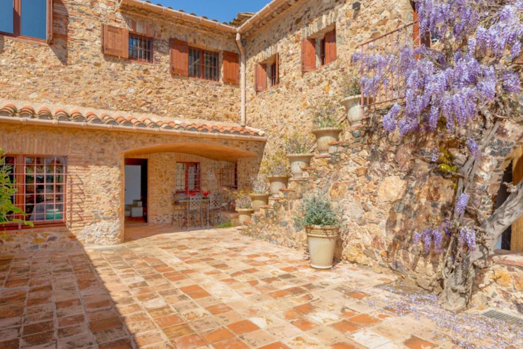 Photo of Buildings in Vall-Llobrega