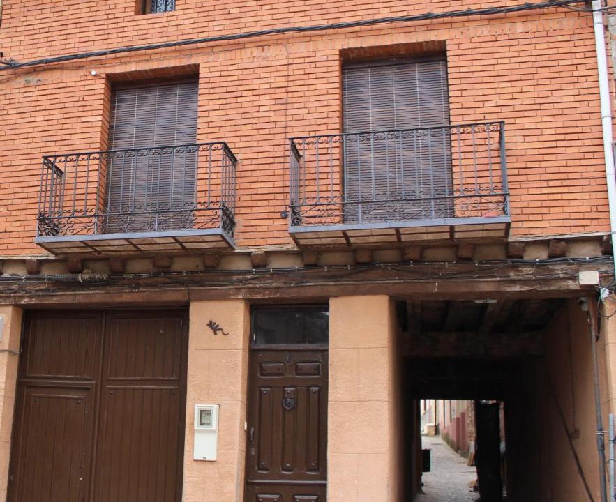 Photo of Buildings in Ayllon