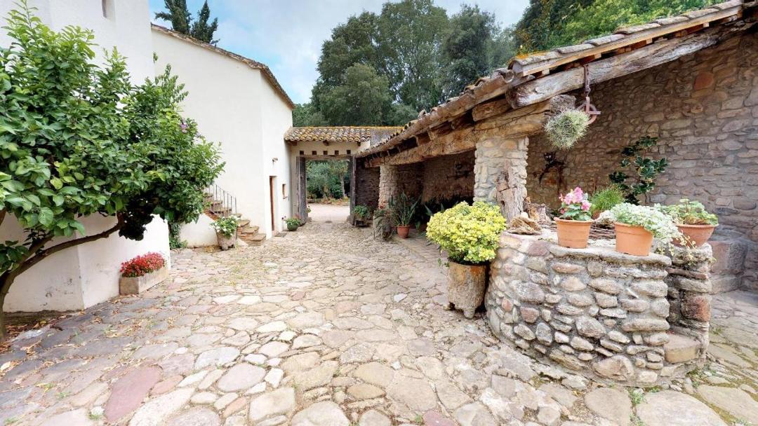 Photo of Others in Santa Eulalia de Roncana