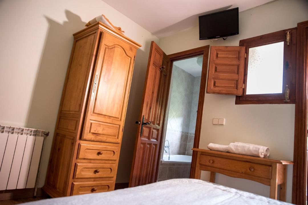 Photo of Bedroom in Poveda de la Sierra