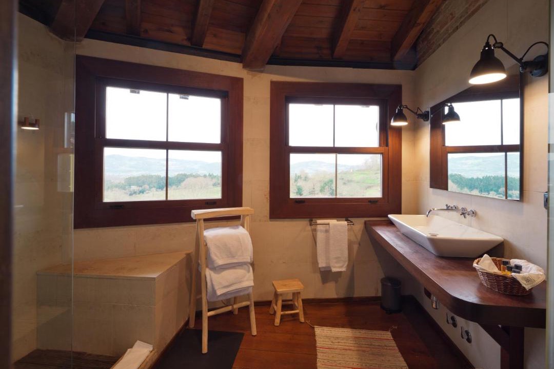 Photo of Bathroom in Cajide
