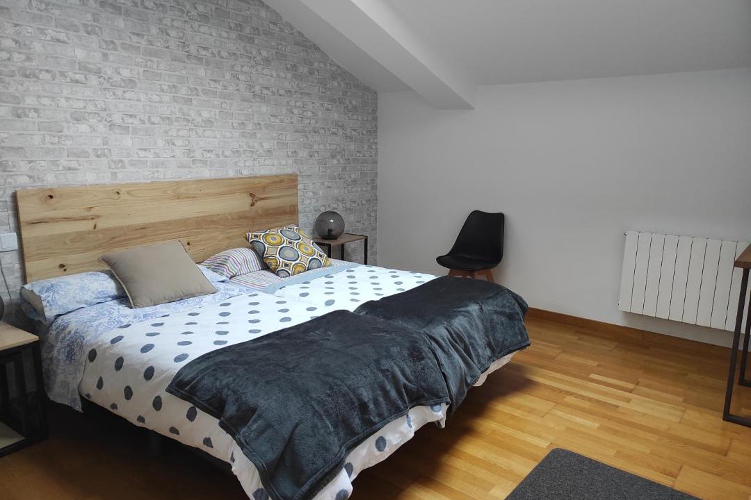 Photo of Bedroom in Haro