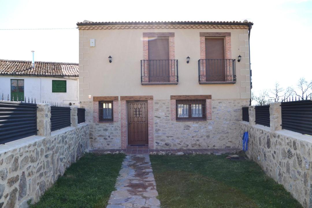 Photo of Buildings in Martincano