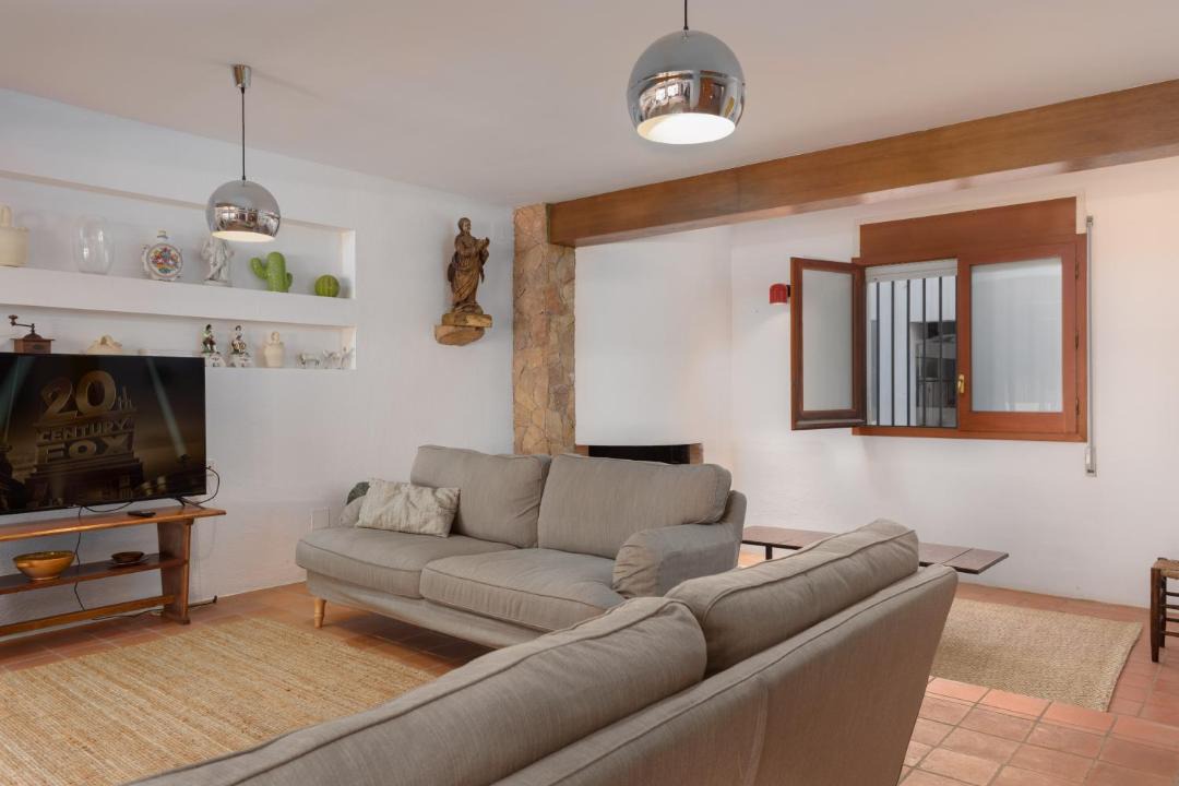Photo of Livingroom in Tamariu