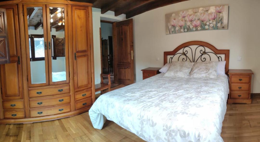 Photo of Bedroom in Potes