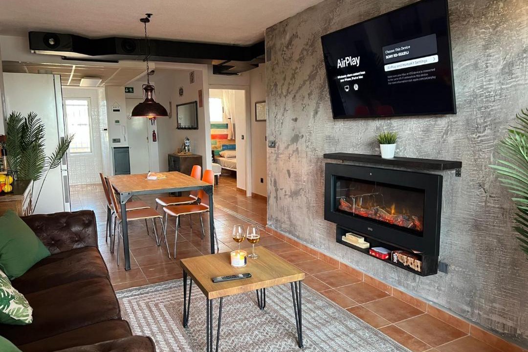 Photo of Livingroom in Los Nietos