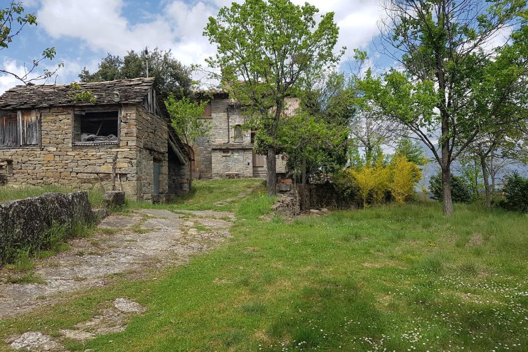 Photo of Buildings in Guaso