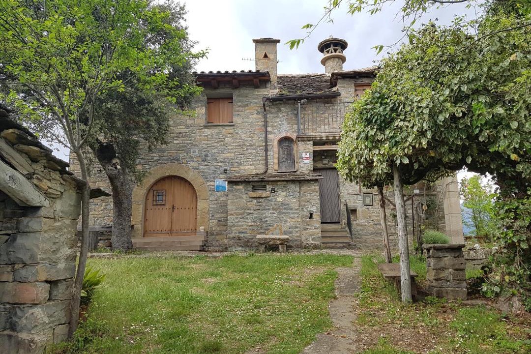 Photo of Buildings in Guaso