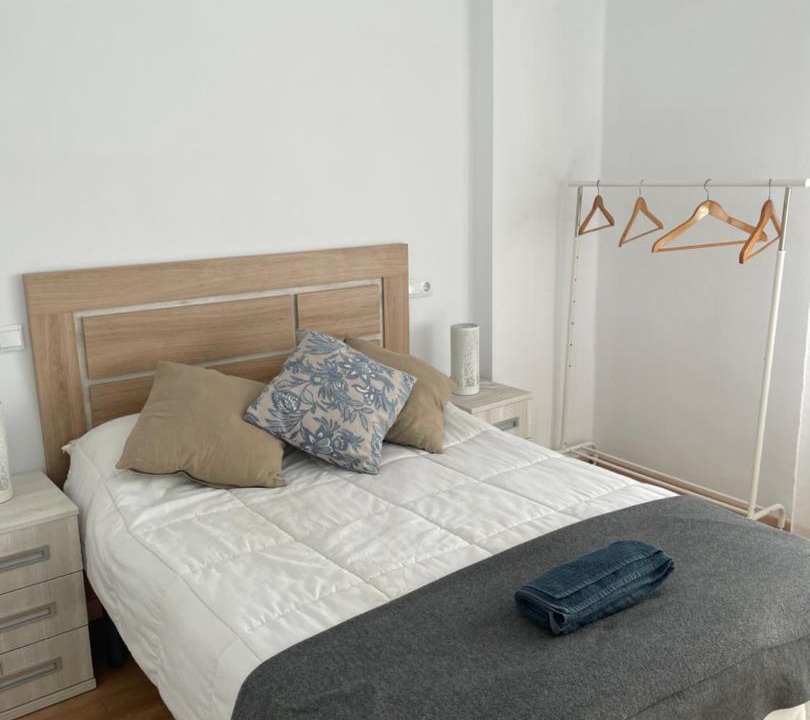 Photo of Bedroom in Logrono City Centre