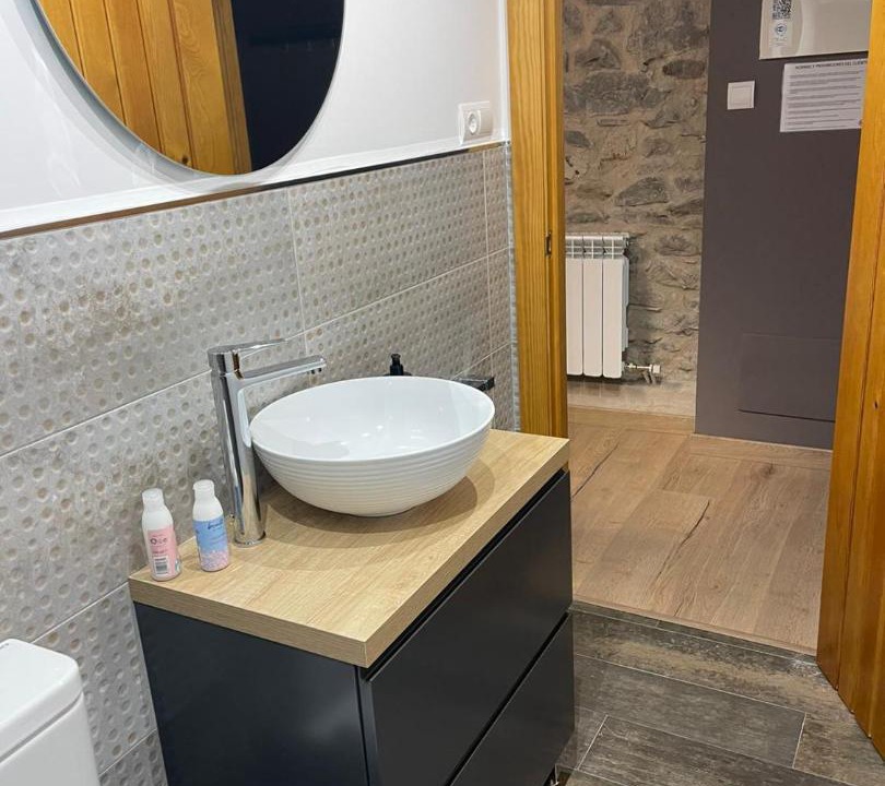 Photo of Bathroom in Arguis