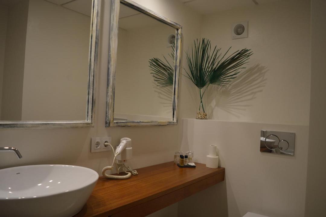 Photo of Bathroom in Cadaques