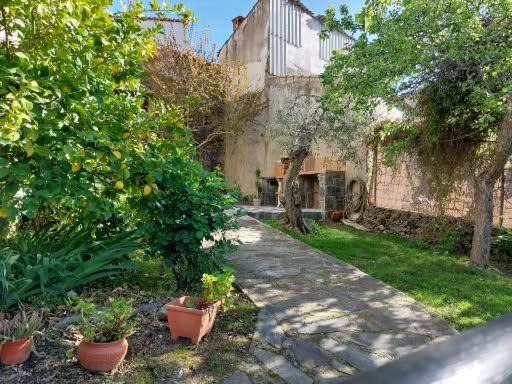 Photo of Buildings in Casares de las Hurdes