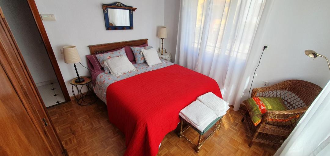 Photo of Bedroom in Parres