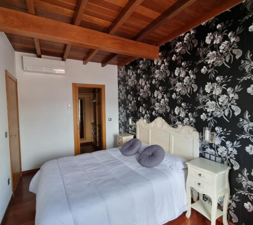 Photo of Bedroom in Betanzos Old Town