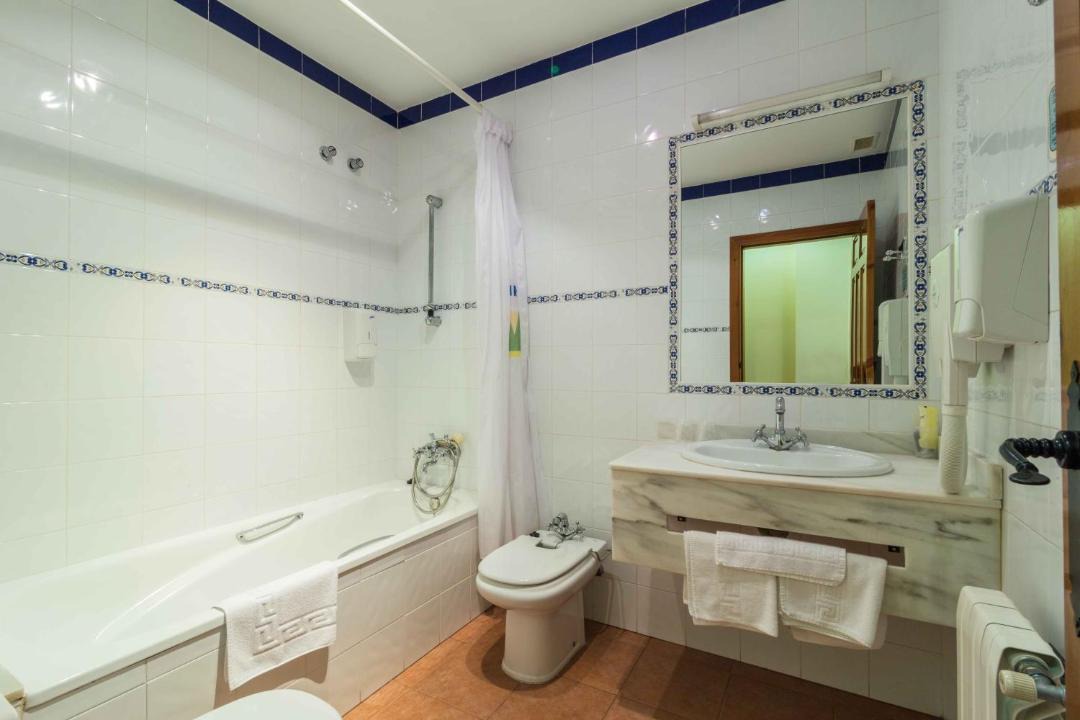 Photo of Bathroom in Riopar