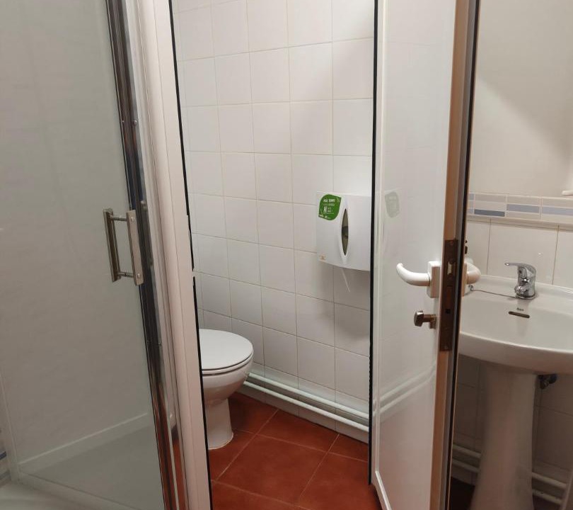 Photo of Bathroom in Rabanal del Camino