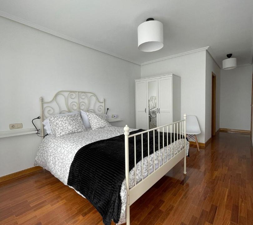 Photo of Bedroom in Laguardia