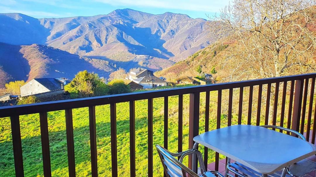 Photo of Patio Balcony in Oencia