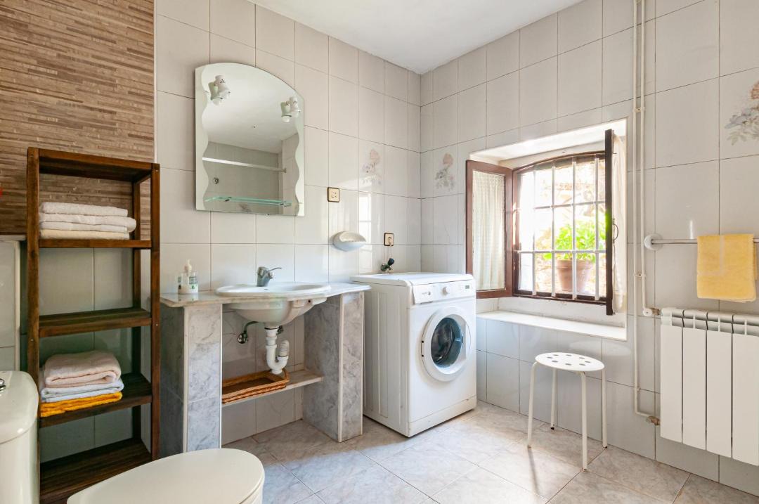 Photo of Bathroom in Puente Nuevo