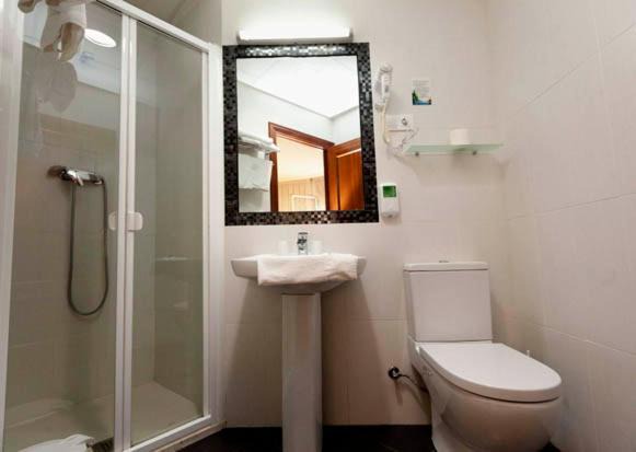 Photo of Bathroom in Najera