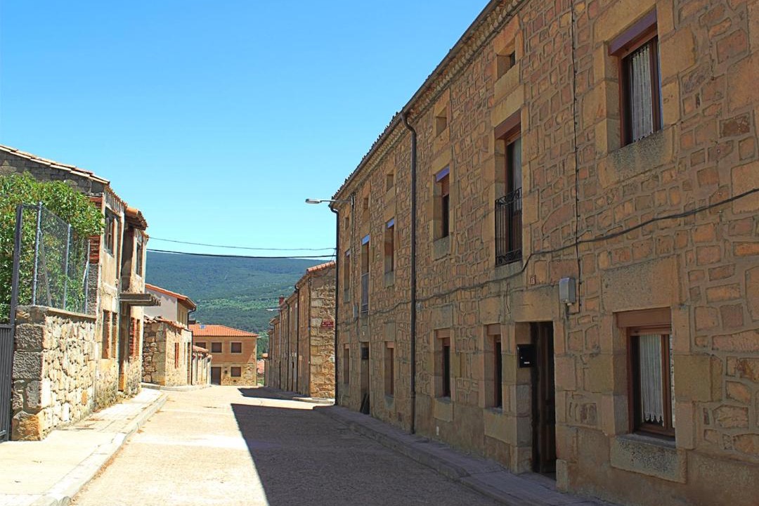 Photo of Buildings in Vinuesa