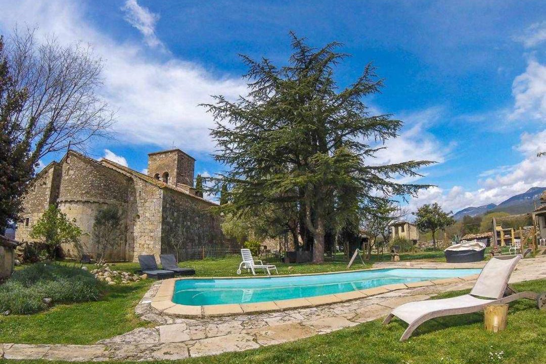 Photo of Outdoor in Maia de Montcal