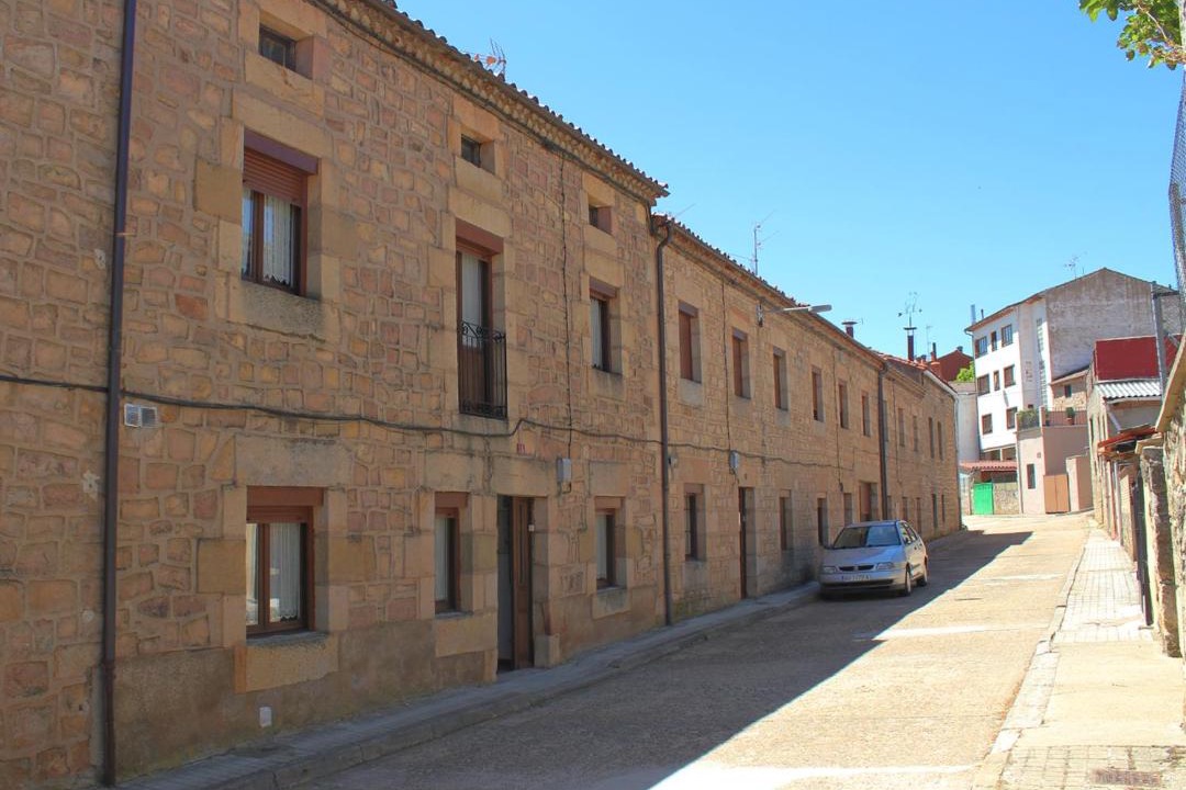 Photo of Buildings in Vinuesa