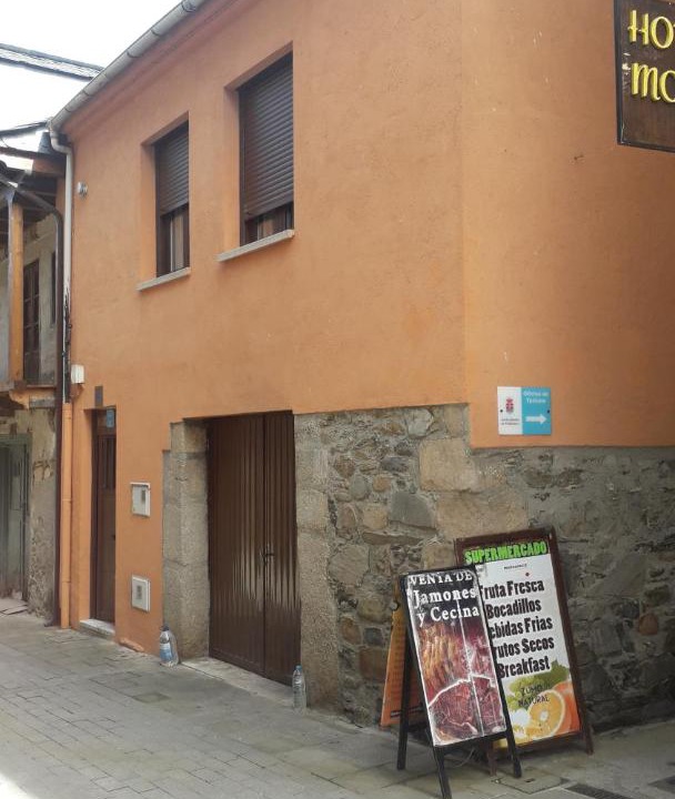 Photo of Buildings in Molinaseca