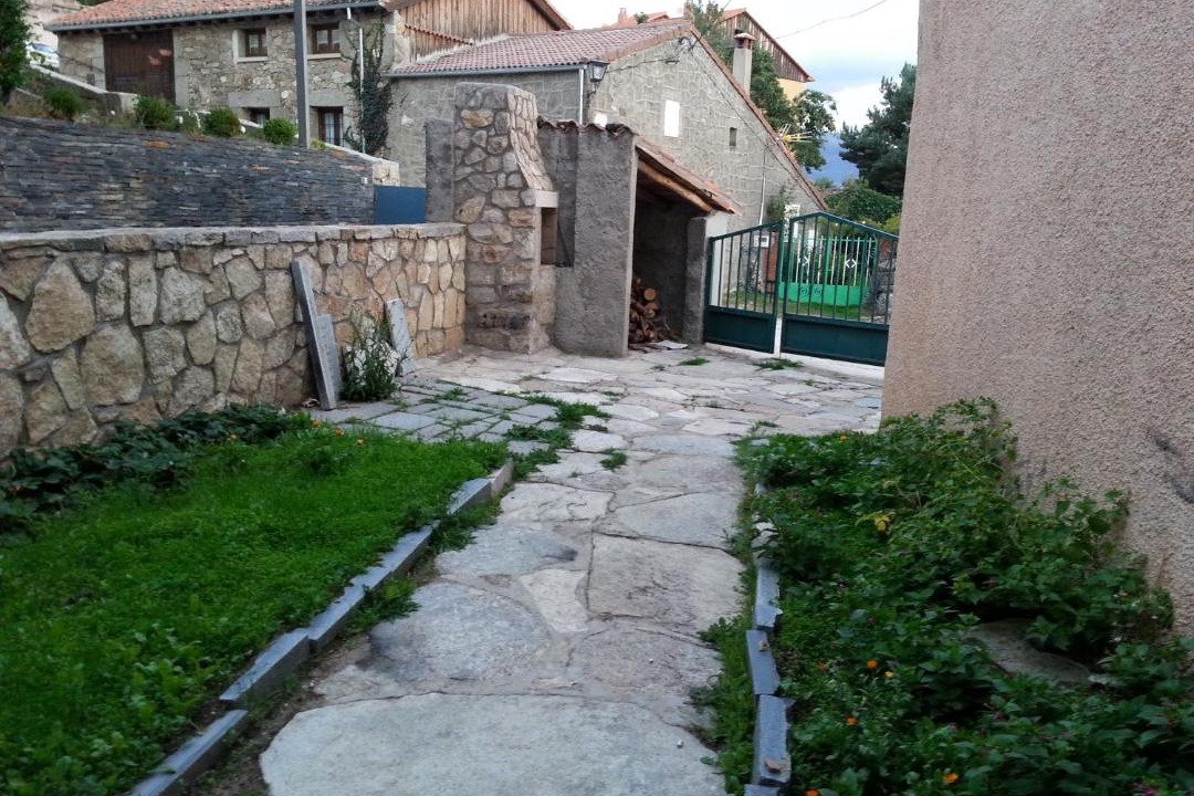 Photo of Others in Hoyos del Espino