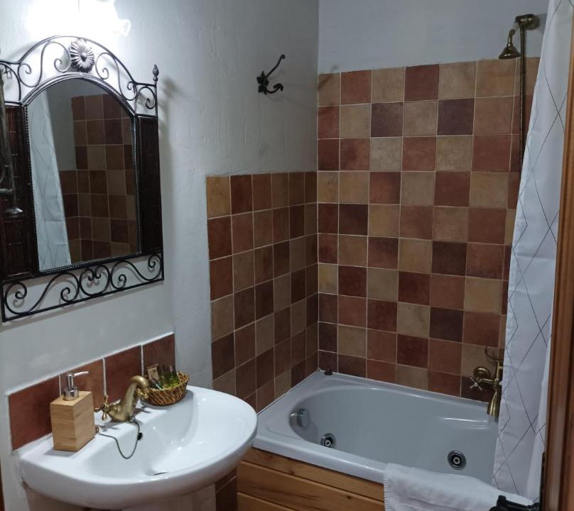 Photo of Bathroom in Condemios de Abajo