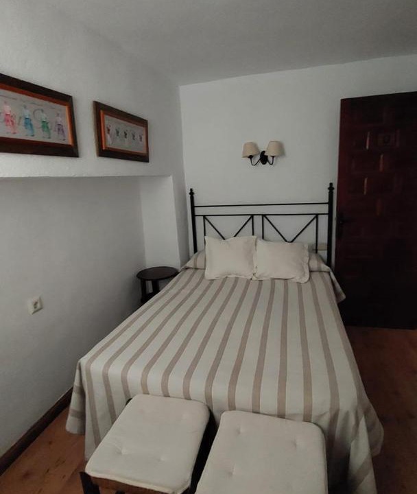 Photo of Bedroom in Siles