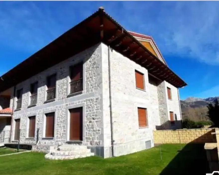 Photo of Buildings in Puebla de Lillo