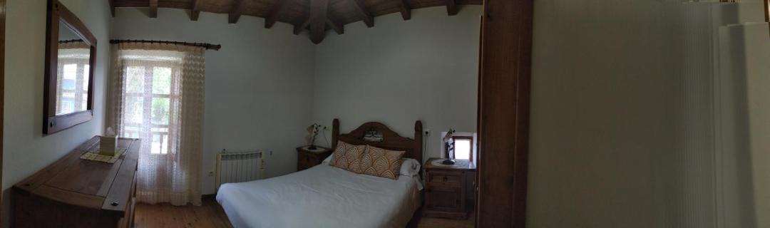 Photo of Bedroom in Perlleces