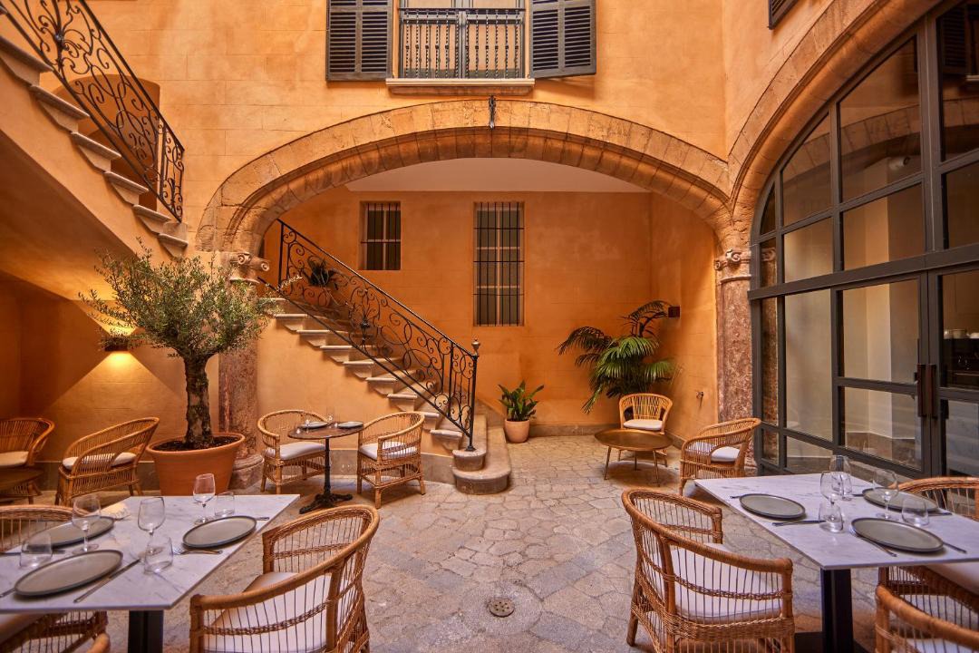 Photo of Patio Balcony in La Llotja-Born