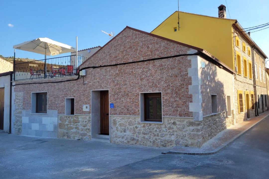 Photo of Buildings in Laguna de Contreras