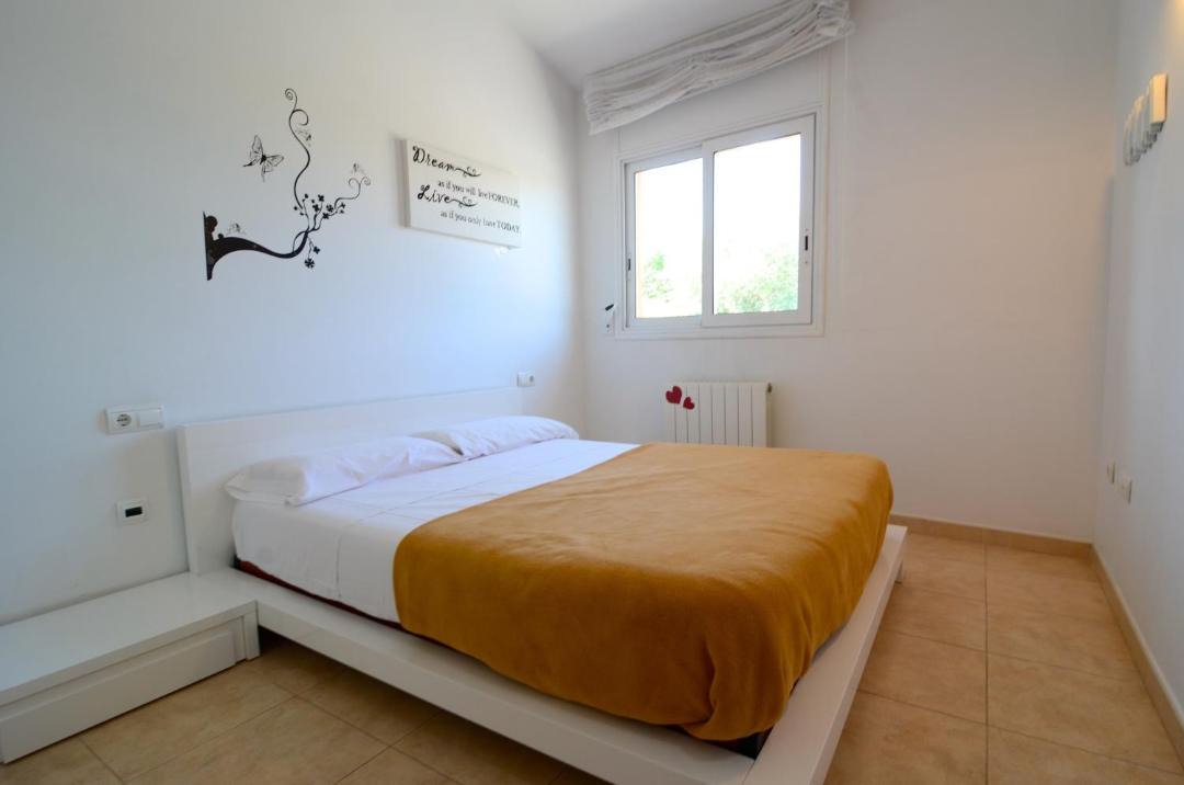 Photo of Bedroom in Pals